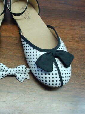 Polk-a-dot flat dress shoe Joyfolie